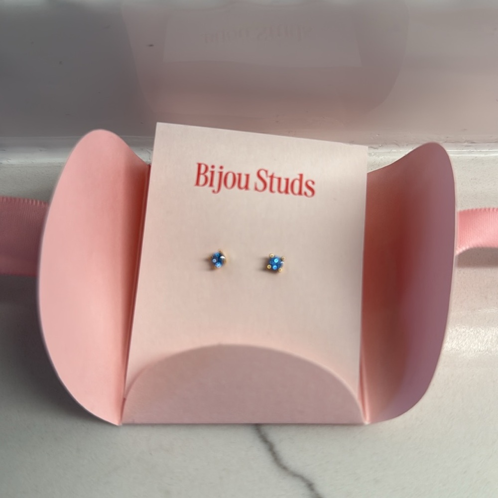 ♥️ FINAL PRICE ♥️ Hillberg & Berk Bijou Stud Earrings - Blue